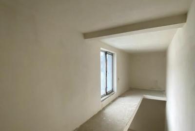 Oferta promotionala! Casa cu 5 camere si terasa circulabila, Subcetate - 9