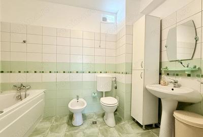 Casa practica, cu curte ?i parcare, in zona centrala - Parcul Carol - 12