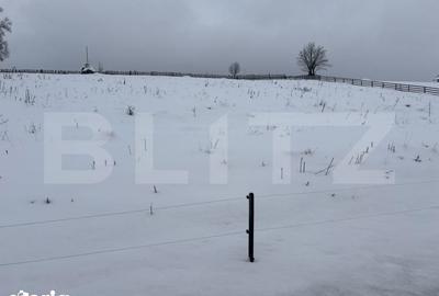 Teren de 2000 mp, în Poiana Stampei - 3