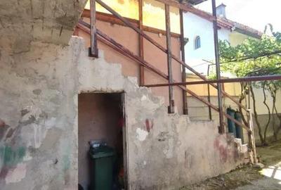 Casa /vila 300mp, zona Noua - 2