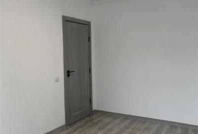 Apartament cu 3 camere semidecomandat în Berceni - 2