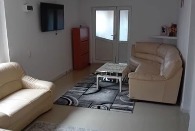 Casă cu 4 camere în Nord-Vest