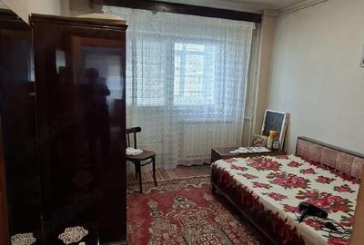 Apartament cu 3 camere decomandat în Aviației - 8
