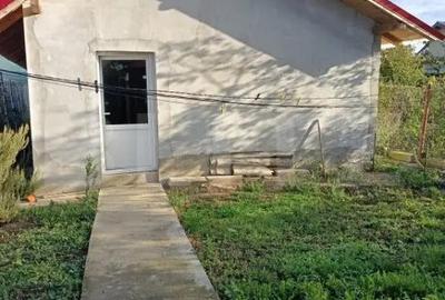 Casă cu 4 camere cu Teren 400 Mp în Lipănești - 2