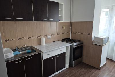 Apartament cu 2 camere decomandat în Someș - 2