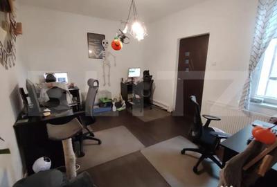 Casă cu 4 camere cu Teren 250 Mp în Siloz - 5