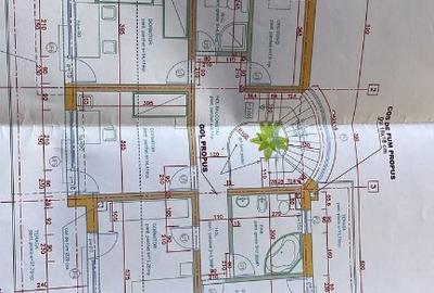 Casă cu 7 camere cu Teren 1430 Mp în Central - 3