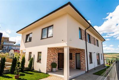 Duplex cu 4 camere cu Canalizare în Florești - 9