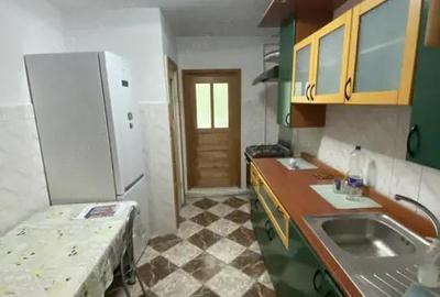 Apartament 3 camere - decomandate , Energiei