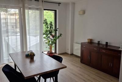 Apartament cu 3 camere semidecomandat în Aviatorilor - 2