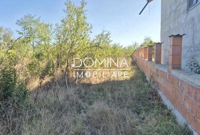 Casă cu 3 camere cu Teren 2455 Mp în Primăverii - 1