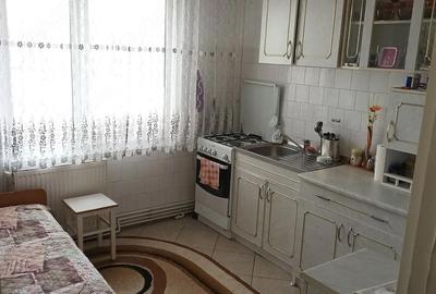 Garsonieră decomandată în Exterior Vest - 2