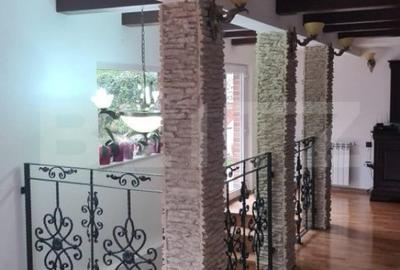 Casă cu 5 camere cu Garaj în Central - 15
