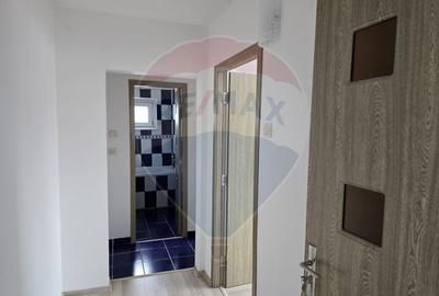Apartament cu 3 camere de vanzare, strada Pictor Aman - 5