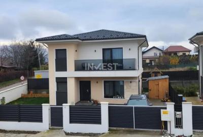 Casă cu 4 camere cu Canalizare în Miroslava - 3