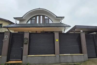 Casă cu 5 camere cu Canalizare în Vest - 4