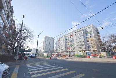 Spatiu comercial/birouri Ion Mihalache 1 Mai Metrou - 1