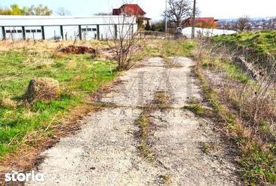Teren de 800 mp, în Aninoasa - 1