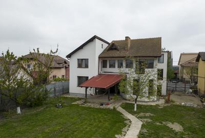 Vila cu 8 camere in Sacalaz, Central - 2