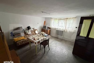 Casă cu 6 camere cu Teren 554 Mp în Solidarității - 7
