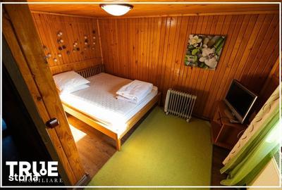 Casă cu 6 camere cu Teren 1400 Mp în Lunca - 2