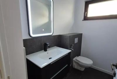 Casă cu 4 camere în Palazu Mare - 15