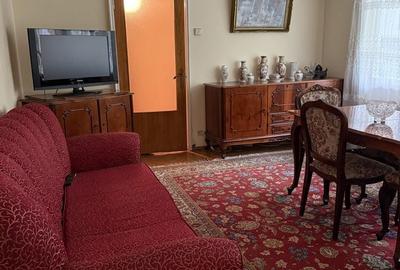 Apartament cu 3 camere semidecomandat în Colentina - 1