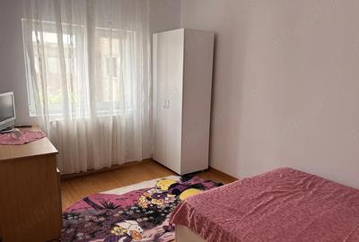 Apartament cu 3 camere decomandat în Micro 5 - 3