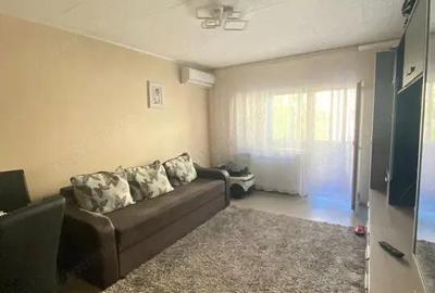 Apartament 2 camere decomandat, mobilat, etaj 1 Bld. Regele Ferdinand