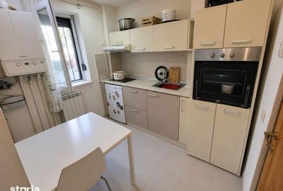 Apartament cu 2 camere în Micro 38