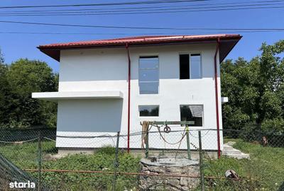 Casă cu 6 camere cu Teren 700 Mp în Breaza - 10