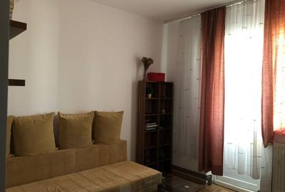 Inchiriez apartament 2 camere - 2
