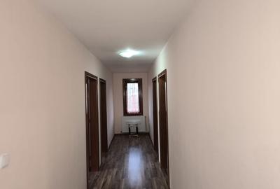 CASA  DE VACANTA - 9