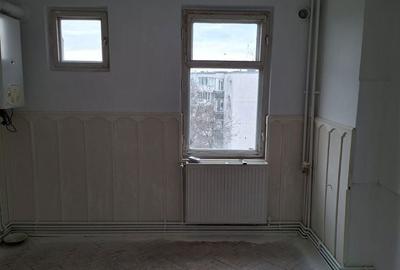Apartament cu 3 camere în Remetea - 14