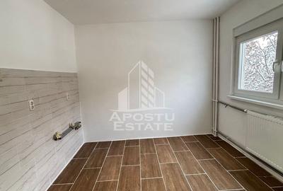 Apartament cu o camera in zona Olimpia Stadion,etajul intai,decomandat - 3