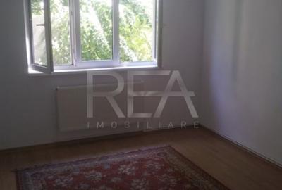 4 camere 4/4, centrala, Drumul Taberei -Piata Moghioros - 4