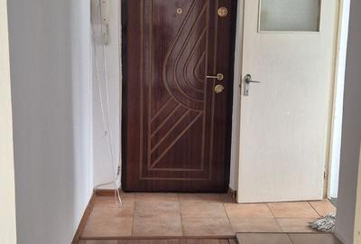 Apartament cu 2 camere nedecomandat în Malu Roșu - 3