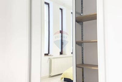 Casă cu 9 camere cu Teren 785 Mp în Păulești - 15
