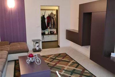 Apartament cu 2 camere decomandat în 1 Decembrie 1918 - 2
