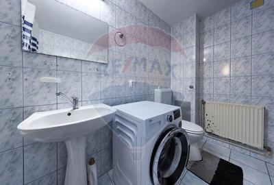 Casă cu 8 camere cu Teren 720 Mp în Central - 29