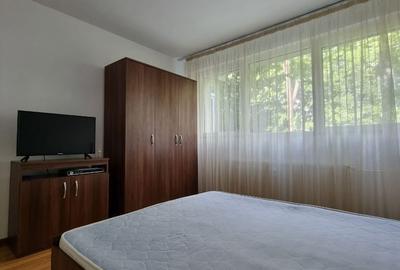 Apartament cu 2 camere decomandat în Drumul Taberei