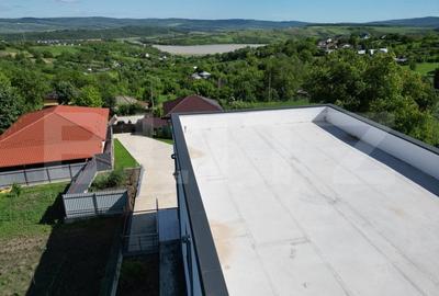 Pret redus 1 saptamana -Casa 4 camere, 200 mp, 1050 mp teren, zona Ciurbesti - 5