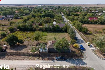 Casă cu 4 camere cu Teren 2106 Mp în Topraisar - 10