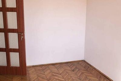 Apartament cu 3 camere în Central - 3