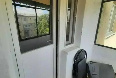 Inchiriez apartament cu doua camere. - 6