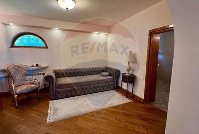 Casa / Vila cu 14 camere de vanzare in zona Centrala - 10