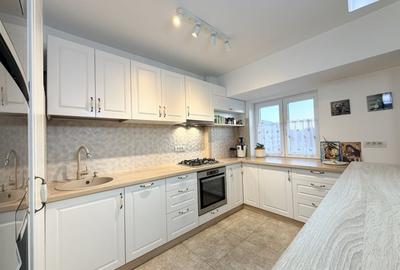 Apartament cu 3 camere decomandat, mobilat în P-ța Alba Iulia - 8