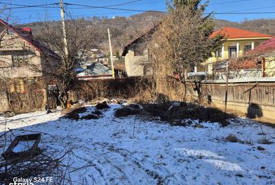 Casă cu 4 camere cu Teren 700 Mp în Dărmănești - 14