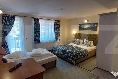 Apartament cu 10 camere decomandat în Central - 10