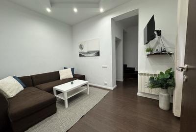 Apartament cu 2 camere decomandat, mobilat în P-ța Victoriei